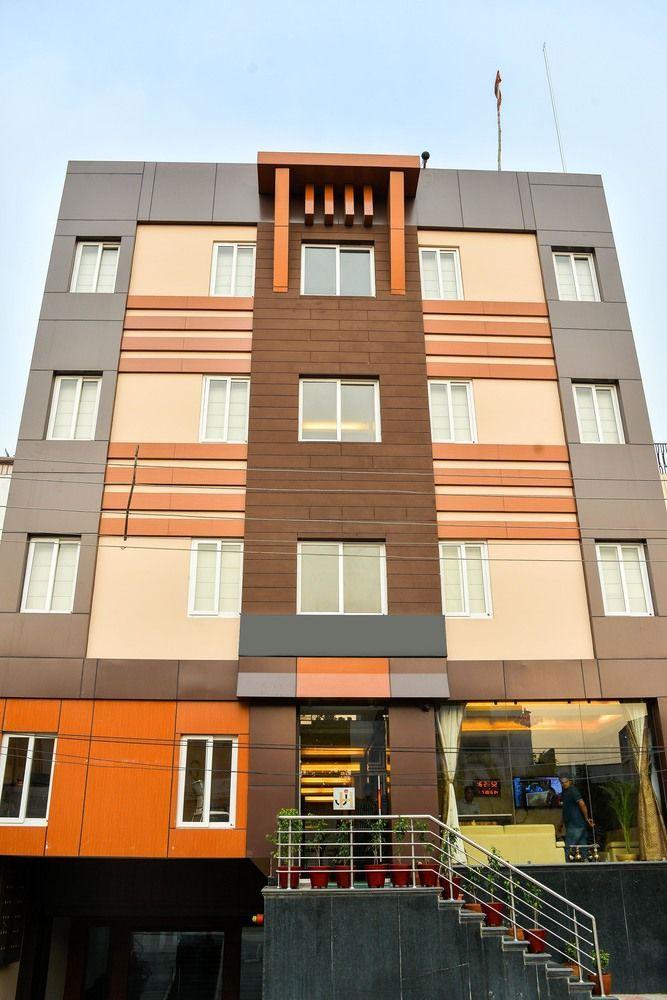 Janki International By Keymagics Hotel 3*